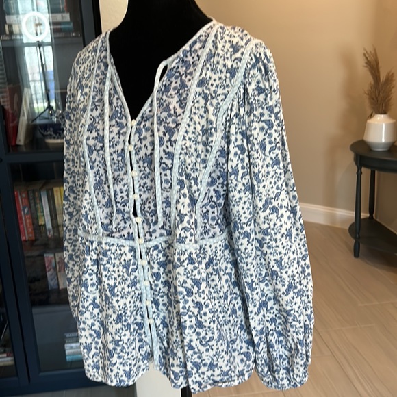 Old Navy blue and white top - Picture 2 of 5